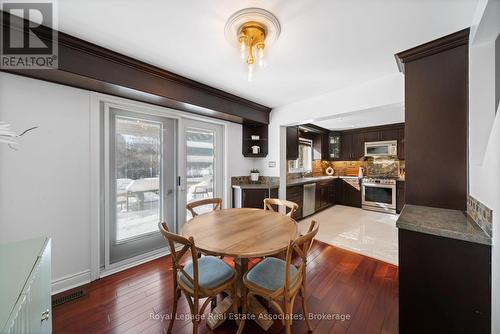 1550 Woodeden Drive, Mississauga, ON - Indoor Photo Showing Dining Room