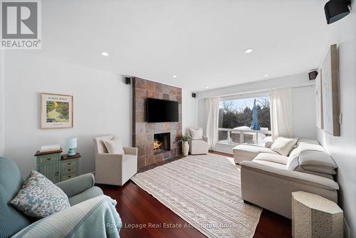 1550 Woodeden Drive, Mississauga, ON - Indoor Photo Showing Living Room With Fireplace