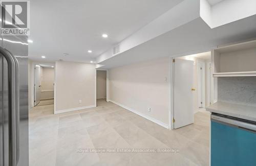 1550 Woodeden Drive, Mississauga, ON - Indoor Photo Showing Other Room