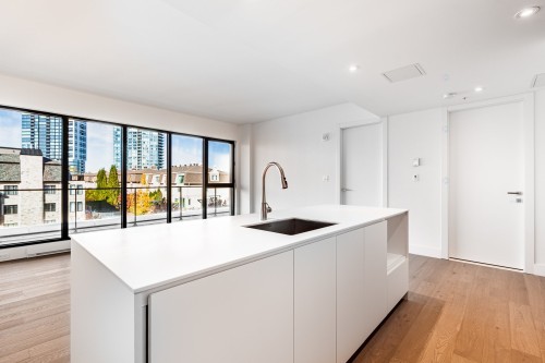 Cuisine - 302-900 Rue André-Prévost, Montréal (Verdun/Île-Des-Soeurs), QC - Indoor Photo Showing Kitchen