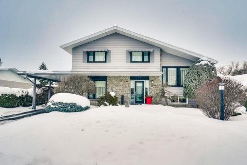 26 Rue de l'Abbé-Desautels  Gatineau (Gatineau), QC J8T 3E6