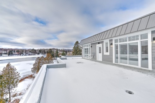 Terrasse - 11-20 Rue Larocque O., Sainte-Agathe-Des-Monts, QC - Outdoor