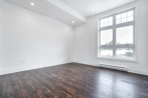 Chambre à coucher principale - 11-20 Rue Larocque O., Sainte-Agathe-Des-Monts, QC - Indoor Photo Showing Other Room