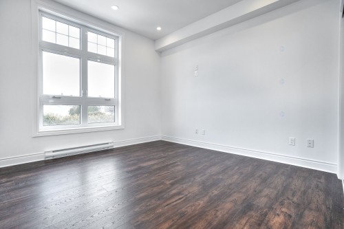 Chambre à coucher - 11-20 Rue Larocque O., Sainte-Agathe-Des-Monts, QC - Indoor Photo Showing Other Room