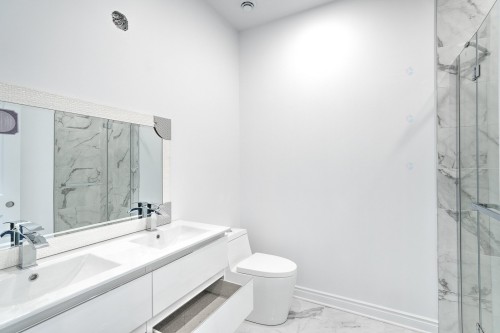 Salle de bains - 11-20 Rue Larocque O., Sainte-Agathe-Des-Monts, QC - Indoor Photo Showing Bathroom