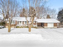 450 Av. Denonville  Saint-Hyacinthe, QC J2S 7J1