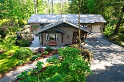 1126 North Rd  Gabriola Island, BC V0R 1X3