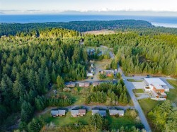 15-745 Church St  Gabriola Island, BC V0R 1X3