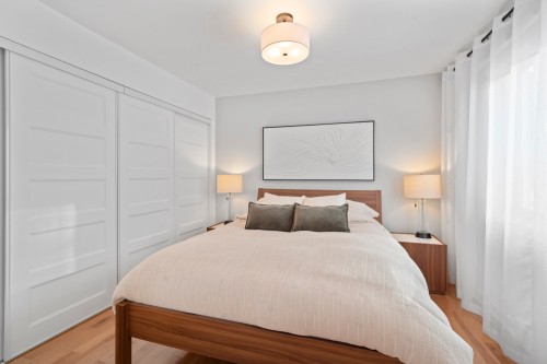 Chambre à coucher principale - 5 Rue Île-Mathieu, Laval (Saint-François), QC - Indoor Photo Showing Bedroom