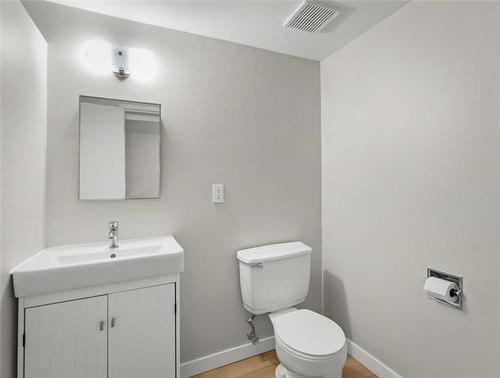 521 Chelsea Ave, Winnipeg, MB 