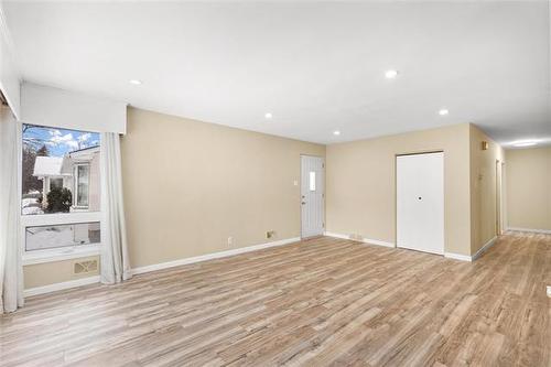 521 Chelsea Ave, Winnipeg, MB 