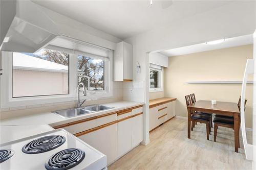 521 Chelsea Ave, Winnipeg, MB 