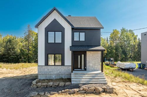 3 Av. du Rang-St-Ignace  Québec (Beauport), QC G0A 1H0