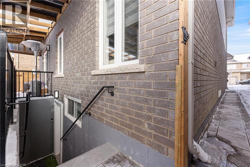 183 Rockledge Drive Unit# Lower, Hamilton, ON -  With Exterior