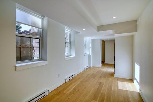 Vue d'ensemble - 2-10 Av. Rosemount, Westmount, QC - Indoor Photo Showing Other Room