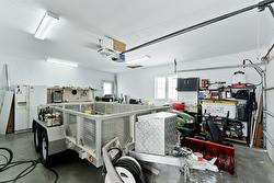 Garage - 
