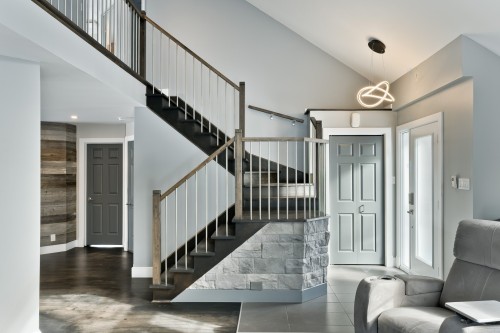 Mud Room - 170 Rue Jean, Saint-Jean-Sur-Richelieu, QC - Indoor Photo Showing Other Room