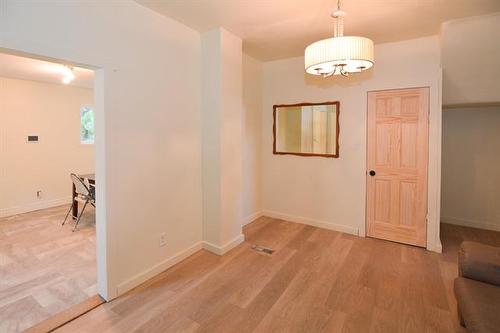 434 Pritchard Ave, Winnipeg, MB 