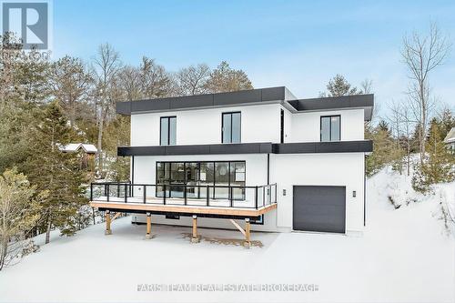 23 TREW AVENUE  Tiny, ON L0L 2T0