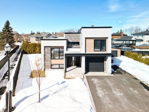 Photo aérienne - 628 Rue Théodore-Béchard, Saint-Jean-Sur-Richelieu, QC - Outdoor With Facade