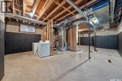 446 Geary Crescent, Saskatoon, SK - Indoor Photo Showing Basement