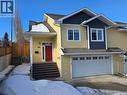 206 8Th Avenue Ne, Swift Current, SK  - Outdoor With Facade 