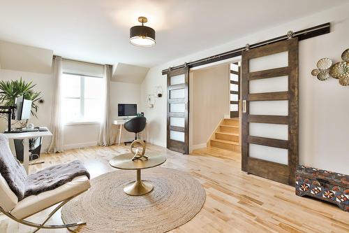 Bureau - 9 Rue Cloutier, Saint-Constant, QC - Indoor