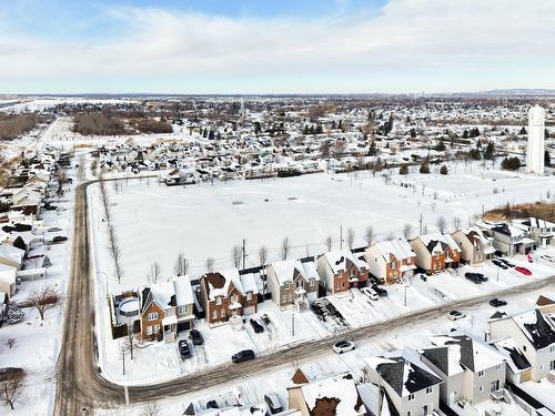 Photo aérienne - 9 Rue Cloutier, Saint-Constant, QC - Outdoor With View