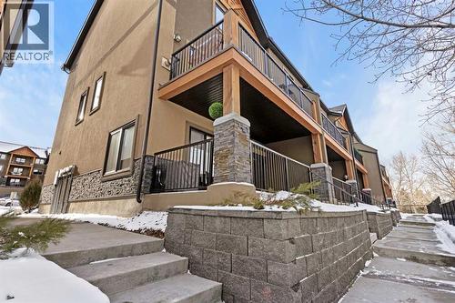 403 Valley Ridge Manor Nw, Calgary, AB 
