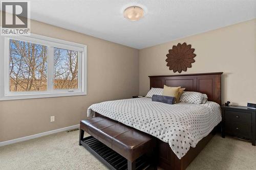 403 Valley Ridge Manor Nw, Calgary, AB 