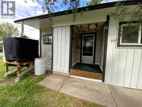 23 Mobile Drive Ne, Three Hills, AB 