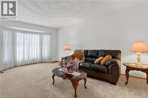 49 Century Hill Drive, Kitchener, ON - Indoor Photo Showing Living Room