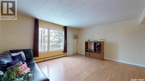 20 4505 Rae Street, Regina, SK - Indoor