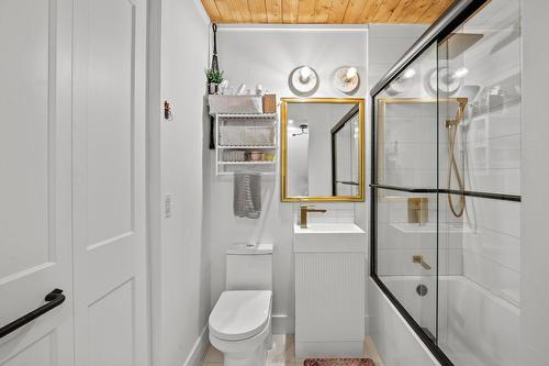 Salle de bains - 22-560 Rue Morin, Sainte-Adèle, QC 