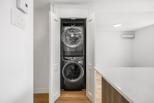 Autre - 8745 Rue Hochelaga, Montréal (Mercier/Hochelaga-Maisonneuve), QC - Indoor Photo Showing Laundry Room