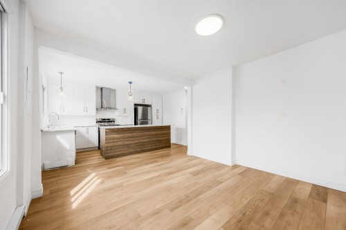 Vue d'ensemble - 8745 Rue Hochelaga, Montréal (Mercier/Hochelaga-Maisonneuve), QC - Indoor Photo Showing Kitchen