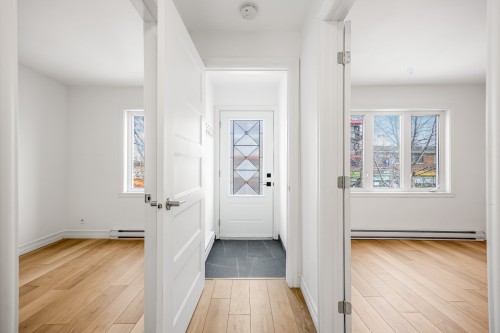 Vue d'ensemble - 8745 Rue Hochelaga, Montréal (Mercier/Hochelaga-Maisonneuve), QC - Indoor Photo Showing Other Room