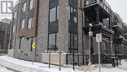 11 - 30 MARKDALE LANE  Markham, ON L3S 0E3