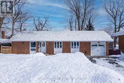 426 HIGHLAND AVENUE  Orillia, ON L3V 4E7