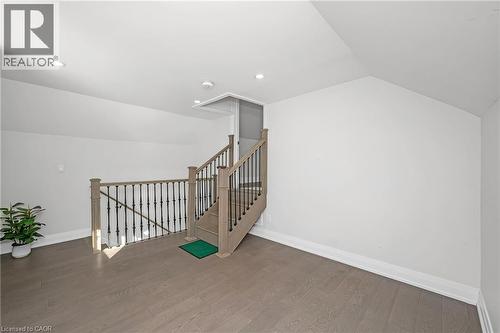 60 West 1St Street, Hamilton, ON - Indoor Photo Showing Other Room