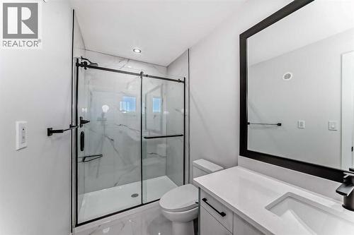 19 Lavelle Close, Red Deer, AB - Indoor Photo Showing Bathroom