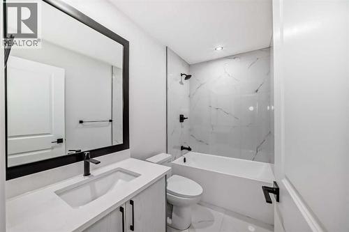19 Lavelle Close, Red Deer, AB - Indoor Photo Showing Bathroom