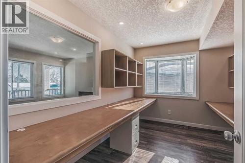 23 Cheltenham Road Nw, Calgary, AB - Indoor Photo Showing Other Room