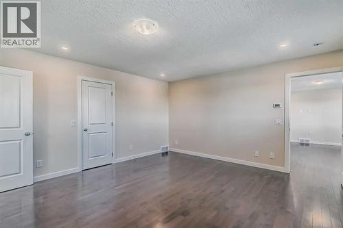 23 Cheltenham Road Nw, Calgary, AB - Indoor Photo Showing Other Room