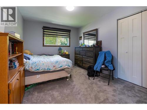 414 Mallory Road, Enderby, BC - Indoor Photo Showing Bedroom
