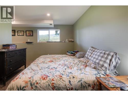 414 Mallory Road, Enderby, BC - Indoor Photo Showing Bedroom