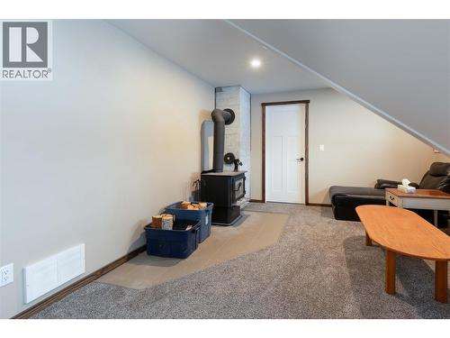 414 Mallory Road, Enderby, BC - Indoor Photo Showing Other Room