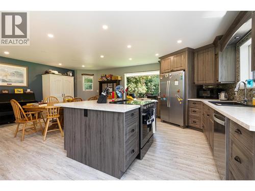414 Mallory Road, Enderby, BC - Indoor Photo Showing Kitchen