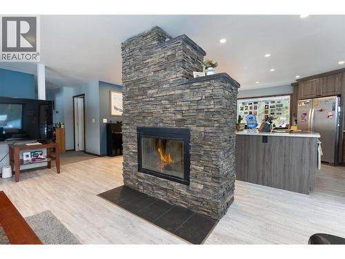 414 Mallory Road, Enderby, BC - Indoor Photo Showing Living Room With Fireplace