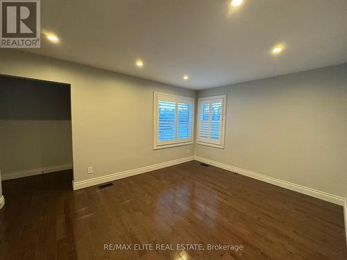 110 Front Street E, Whitby, ON - Indoor Photo Showing Other Room